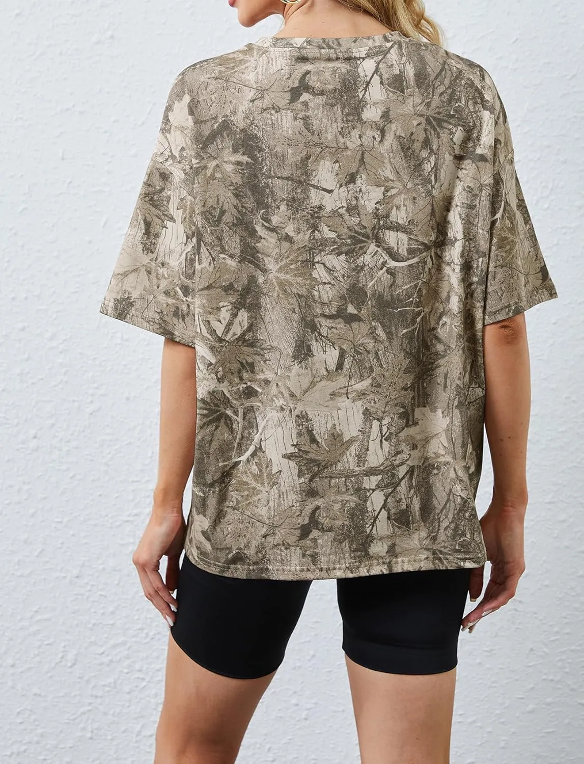 Camo Print Oversized T Shirts for Women Short Sleeve Graphic Print Crew Neck Baggy Shirts Cute Tunic Tee Tops