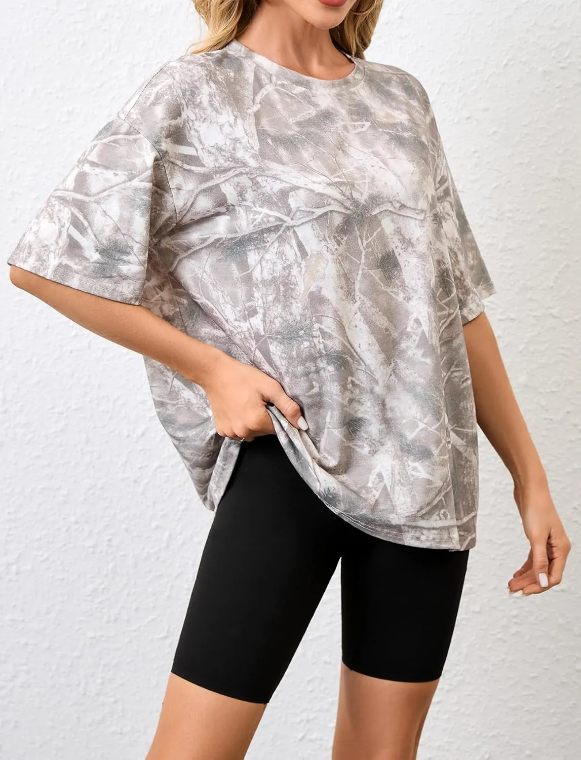 Camo Print Oversized T Shirts for Women Short Sleeve Graphic Print Crew Neck Baggy Shirts Cute Tunic Tee Tops