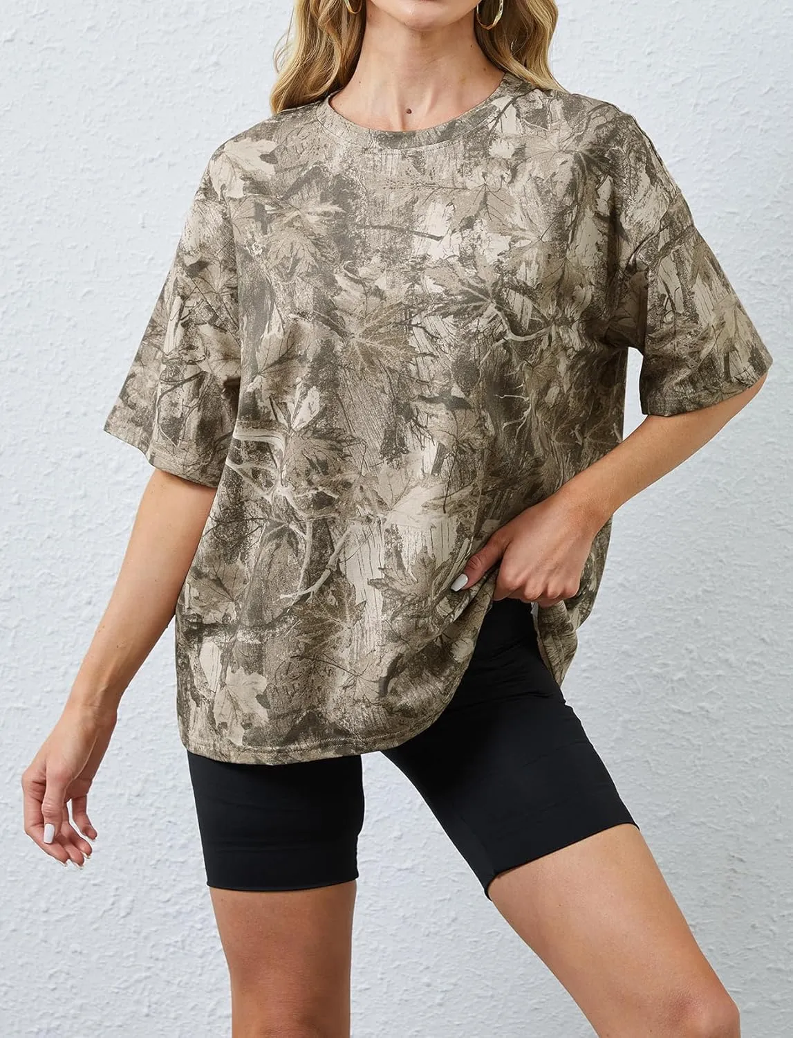 Camo Print Oversized T Shirts for Women Short Sleeve Graphic Print Crew Neck Baggy Shirts Cute Tunic Tee Tops
