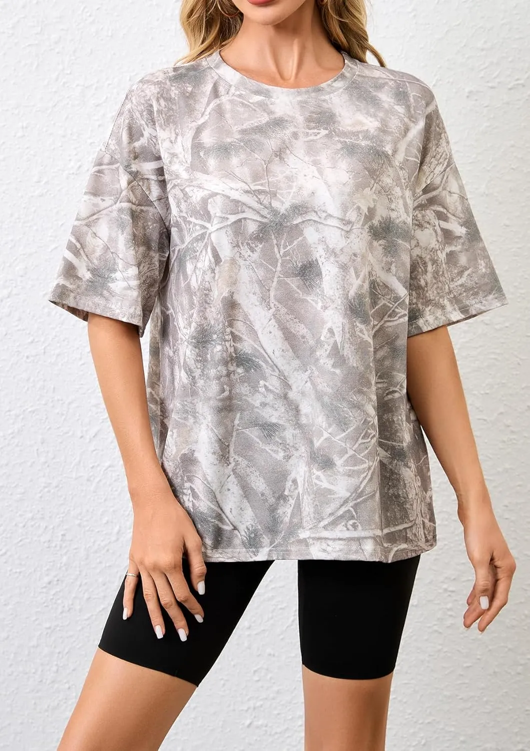 Camo Print Oversized T Shirts for Women Short Sleeve Graphic Print Crew Neck Baggy Shirts Cute Tunic Tee Tops