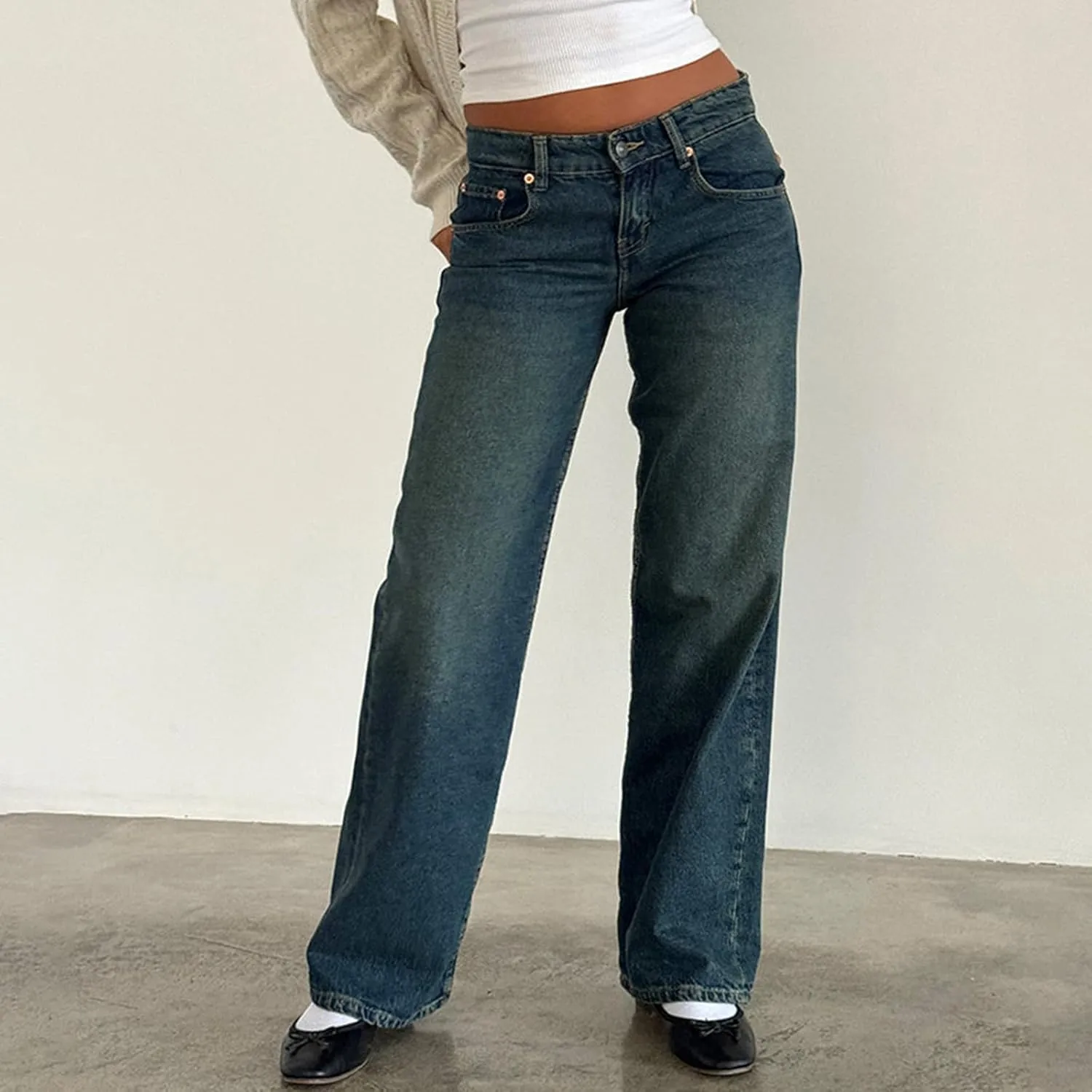 Giraropa Low Rise Baggy Jeans for Women Trendy Straight Wide Leg Y2K Boyfriend Jeans Denim Pants with Pocket Streetwear