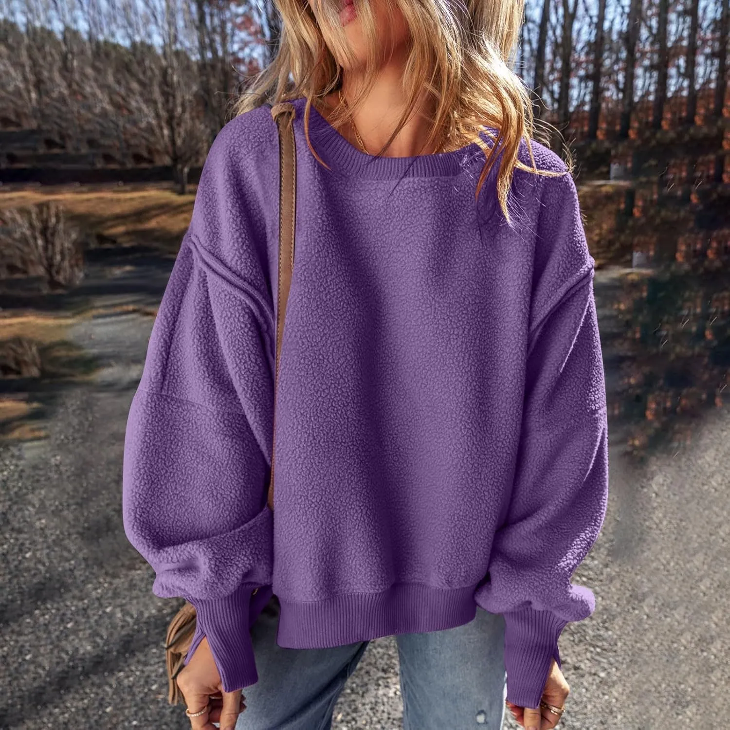 Women's Oversized Crewneck Sweatshirts Trendy Long Sleeve Fleece Pullover Fall Fashion Tops Comfort Winter Clothes