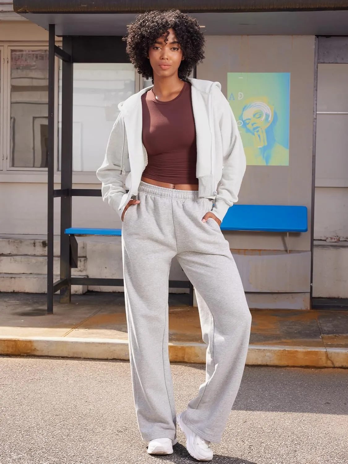 YEOREO Zip Up Hoodies for Women Fleece Pullover Cropped Crew Neck Sweatshirts Katrine Fall Winter Clothes with Pockets