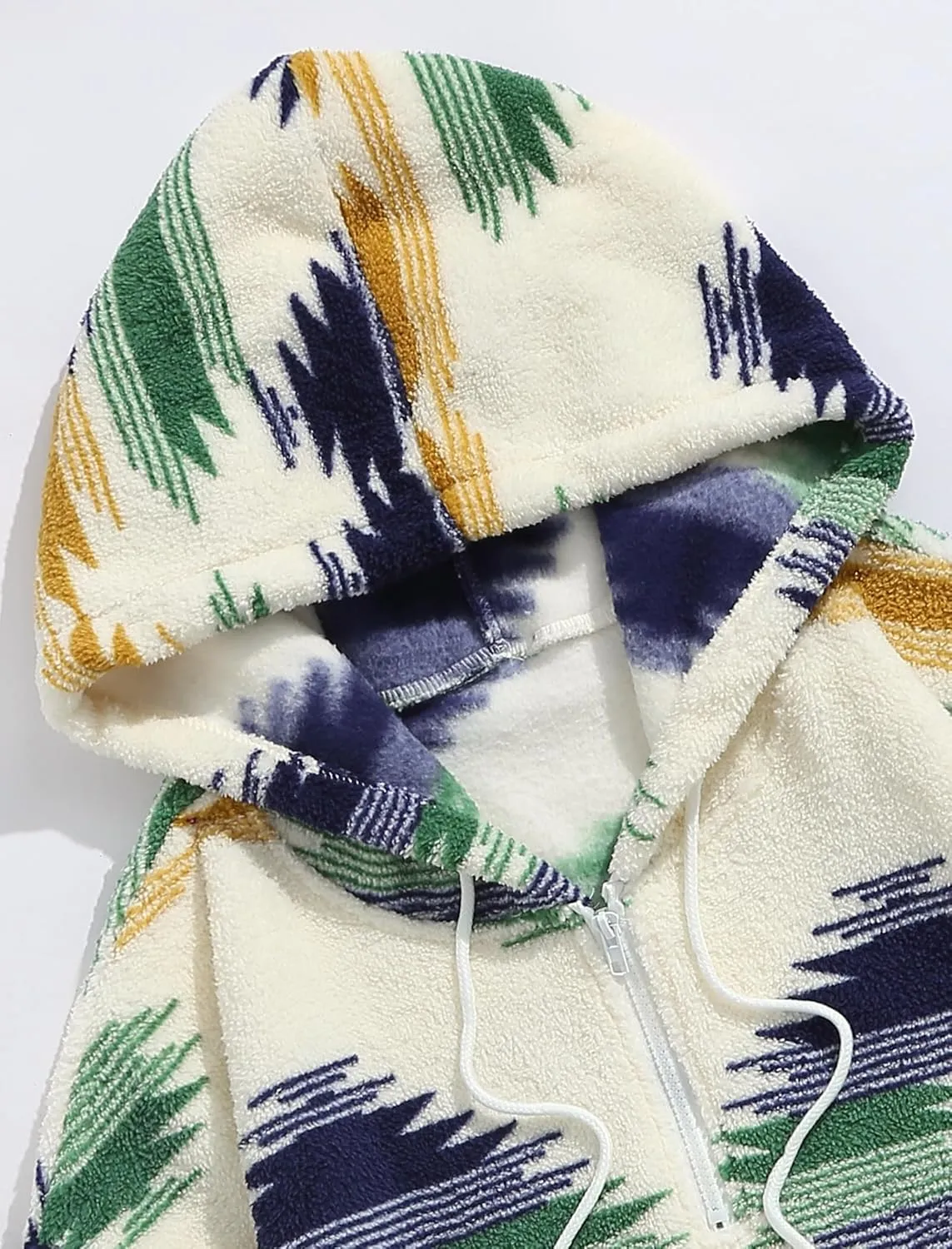 ZAFUL Men's Hoodies Ethnic Style Contrast Binding Kangaroo Pocket Loose Pullover Fuzzy Hoodie